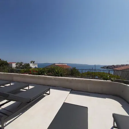 Infinity Pool, Stunning Sea View Terrace Ap3 * Trogir