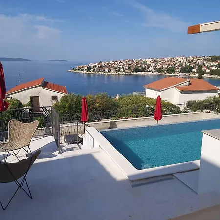 Appartement Infinity Pool, Stunning Sea View Terrace Ap3